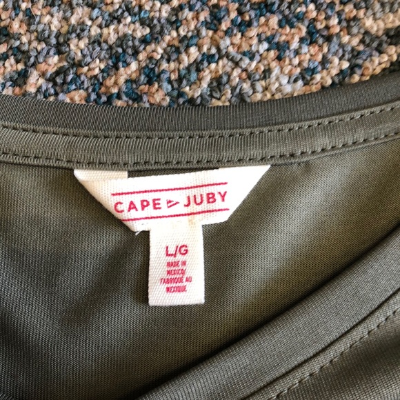 Olive colored long sleeve - Picture 2 of 4